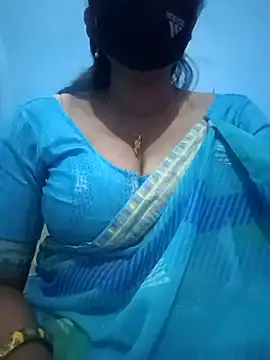 Sexyradha  online show from March 9, 5:05 pm