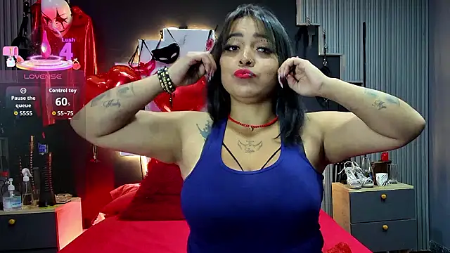 Sarah917 online show from February 16, 8:09 pm