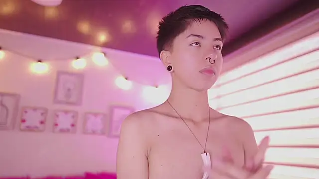 tommy blue online show from April 10, 1:50 pm