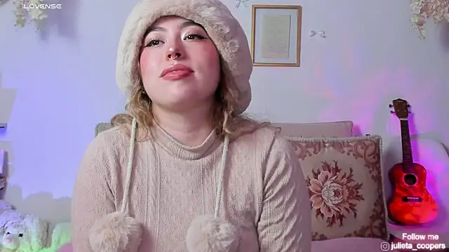 julieta cooper20 online show from April 6, 4:34 am