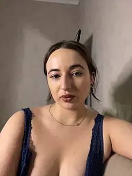 AlisaQSky online show from November 20, 4:41 pm