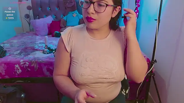 Anny  cute online show from October 5, 8:14 pm