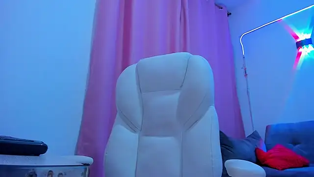 gaaby foxx online show from October 3, 2:00 pm