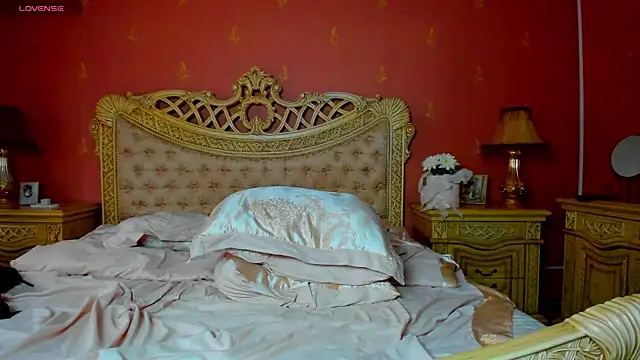 JuliyaMayss online show from June 11, 2:53 am