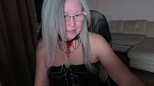 Wane Witch online show from September 12, 8:38 pm