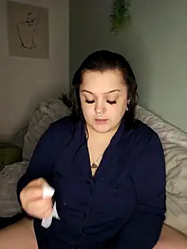 Saucy-Serenity online show from April 2, 8:17 pm