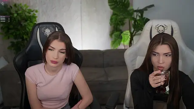 Billie054 online show from November 18, 8:15 am