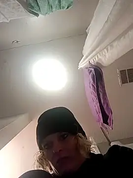 KITTYBOOBOOFUXX online show from January 18, 4:58 pm