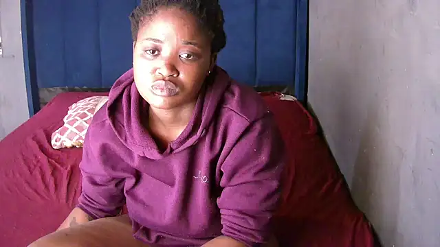 SexyShybarbie online show from March 24, 8:09 am