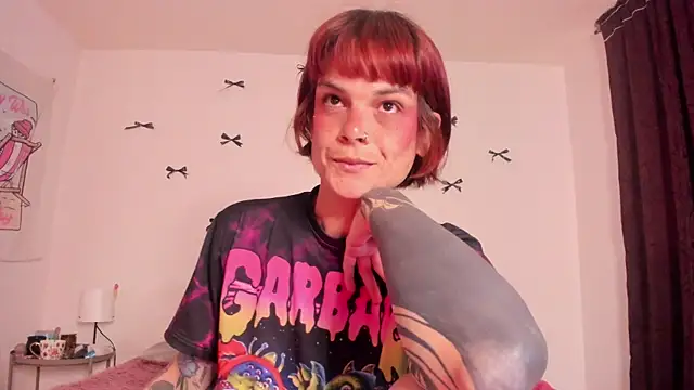 Alessamoth online show from July 11, 9:26 pm