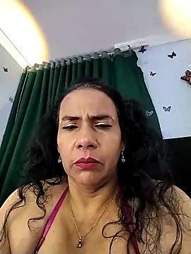 AlexaNovoa  online show from November 19, 12:54 am