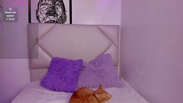 Abby Piink online show from October 6, 2:23 pm