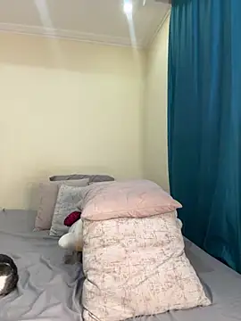 Ivelleee  online show from September 11, 11:38 pm