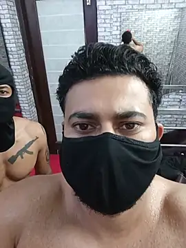 sumitsharma72 online show from July 17, 6:33 pm