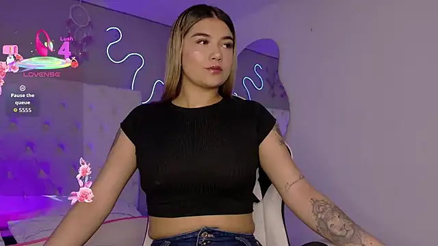 natasha  black online show from December 14, 7:30 pm