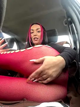 MeganFoxiy online show from December 17, 8:18 am