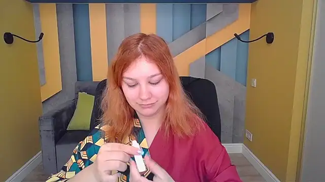 AngelinaLow online show from March 23, 12:33 pm