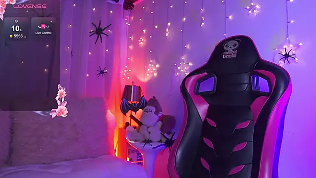 Madison Mayer online show from October 17, 12:41 pm