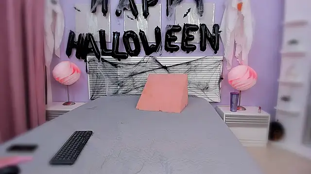 SammyDesire 10 online show from October 17, 7:50 pm