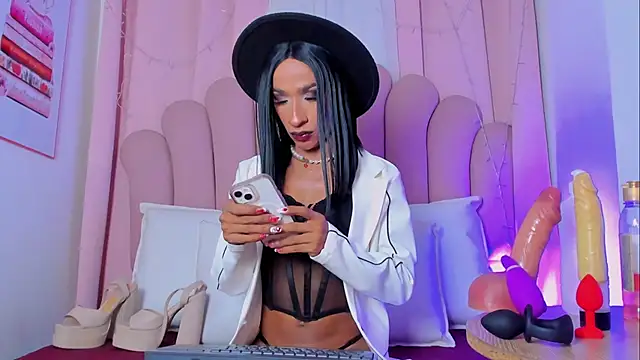 NicoleMadrird online show from October 16, 3:31 am