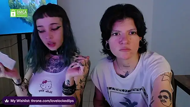 lovelockedlips online show from March 11, 5:11 am