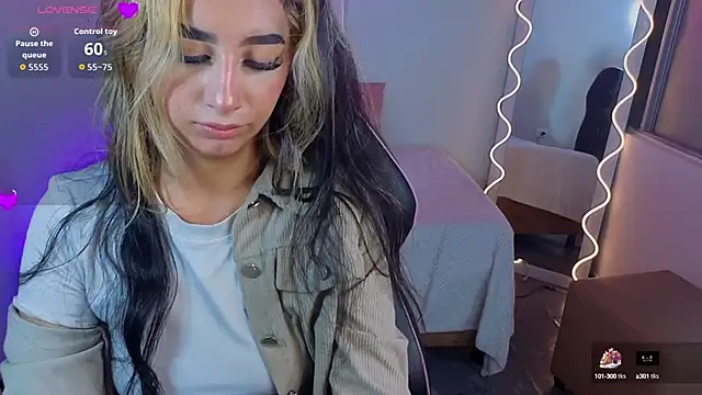 Malory tay1 online show from October 10, 7:19 pm