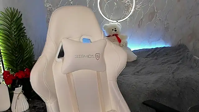 babyisperfect online show from July 11, 2:11 am