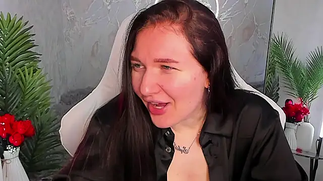 babyisperfect online show from April 3, 4:21 am