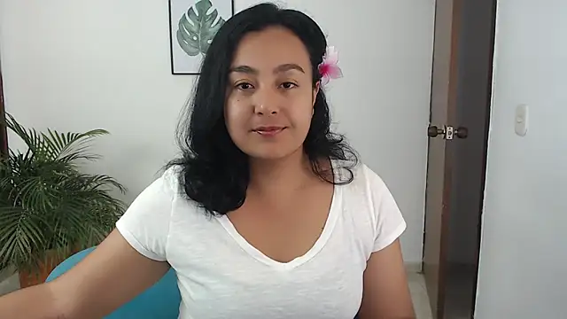 Themagicpotion online show from May 4, 4:00 pm