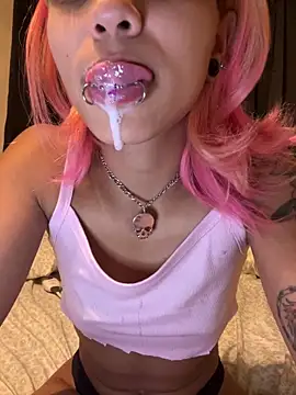 Harley cams online show from September 16, 2:30 am