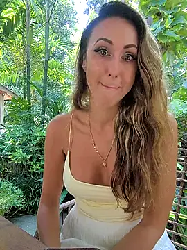 Brilliant-Splashes online show from January 18, 4:31 am