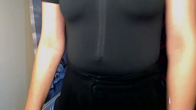 VanessaRey  online show from October 18, 5:48 pm