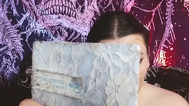 mikaskullcs online show from November 14, 9:26 pm