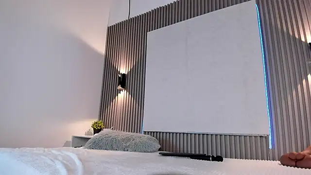 Emmazc  online show from January 10, 8:57 pm