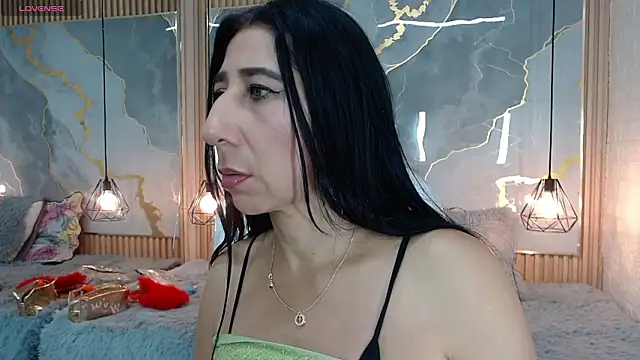 nei girl online show from March 14, 12:28 pm