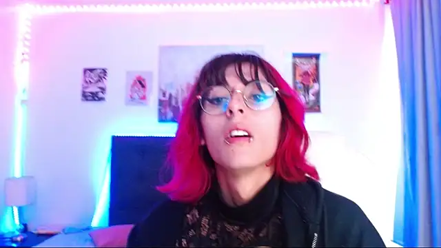 goth minerva online show from November 24, 3:03 pm