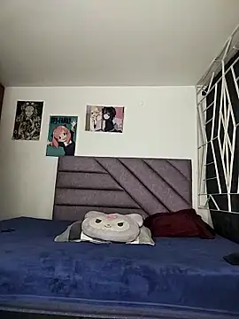 KARINNA  RAVEN online show from April 18, 1:19 am