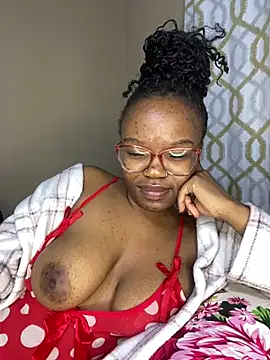 YummyMelanin117 online show from March 24, 1:22 am