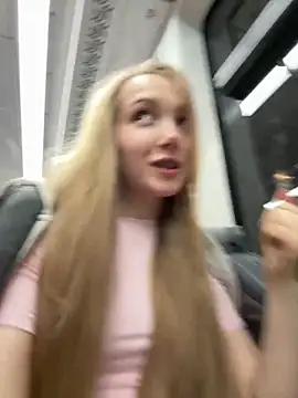 bambi lu online show from April 20, 6:44 pm