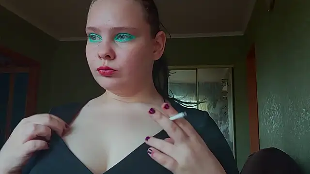 SweetPiggyx online show from August 3, 11:05 am