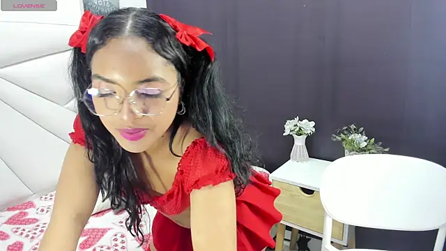 paula zambrano7 online show from October 1, 2:11 pm