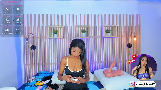 ciara blake online show from April 12, 7:27 pm