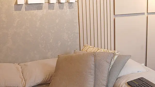 Susan wall online show from September 17, 1:20 pm