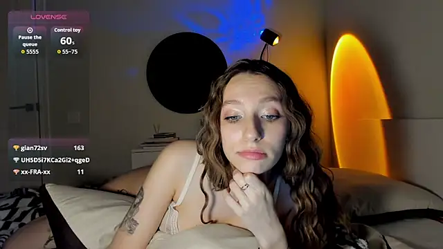 DreamHale  online show from April 19, 6:10 pm