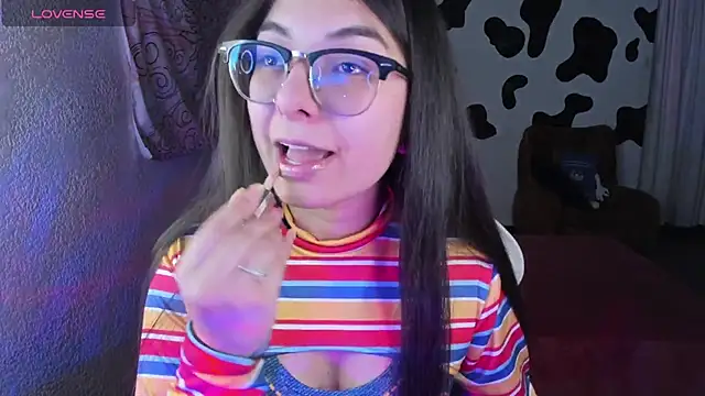 abbie jensen  online show from October 31, 6:15 am