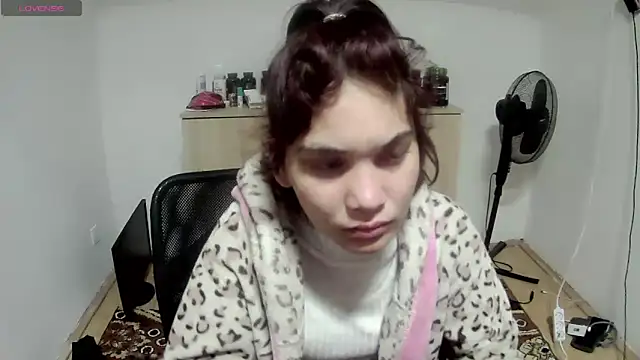 MalloryMyers online show from October 1, 8:25 pm