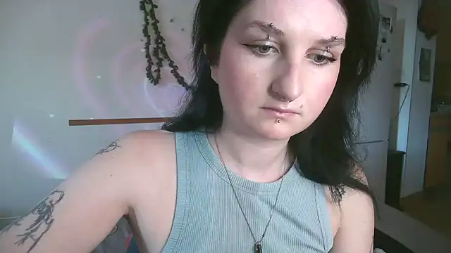 Violett3333 online show from October 15, 3:25 pm