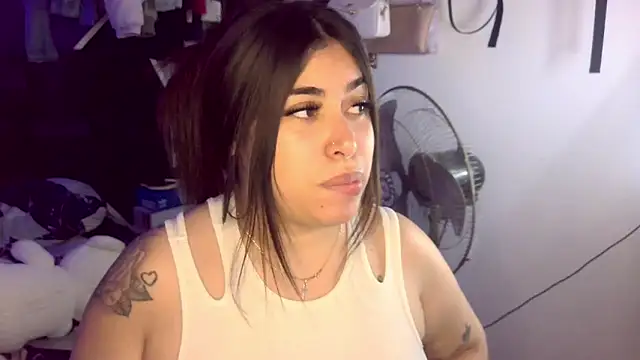 jazminslut online show from January 12, 2:28 am