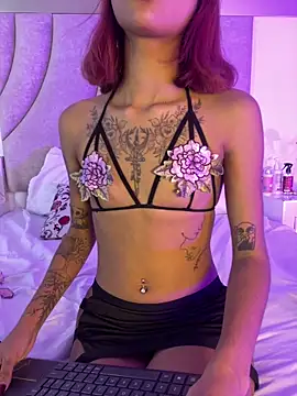 AnnahiBaker online show from March 3, 10:16 pm