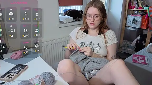 urstripchatgf online show from October 15, 10:07 am